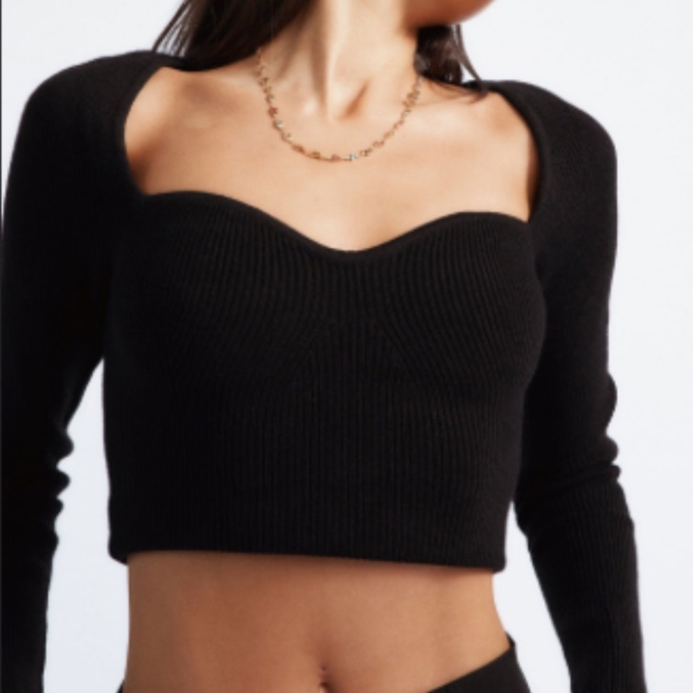 Princess Polly heart neck line long sleeve top